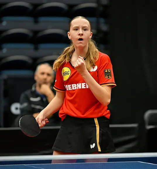 Melissa Bill beim Tischtennis-Wettkampf